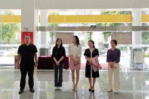 欢乐共创，“媒”好未来｜完美网页版登录入口_完美(中国)集团与番禺区融媒体中心互访交流